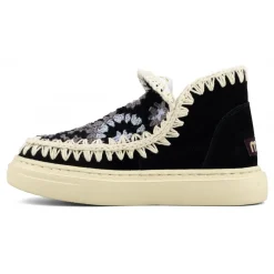 Bold Crochet Upper