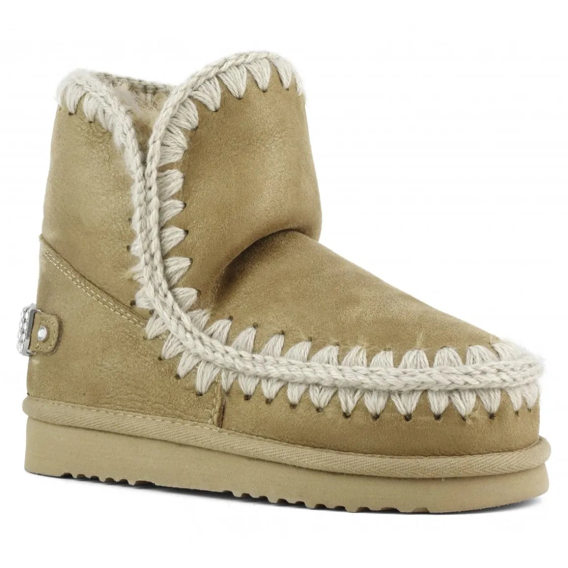 Eskimo 18 With Rhinestones Logo