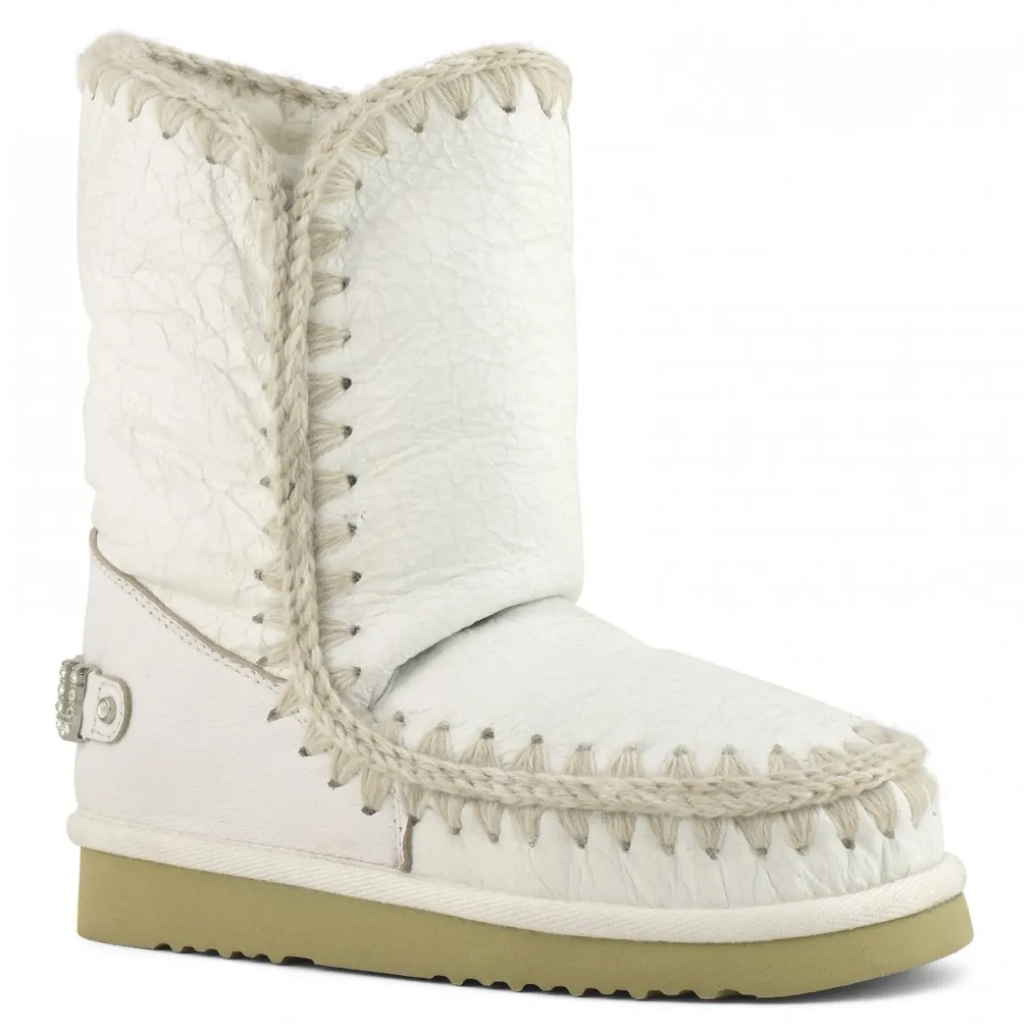 Eskimo 24 With Rhinestones Logo