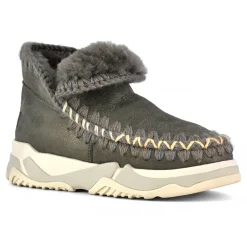 Eskimo Trainer Overstitching