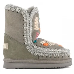 Eskimo Wool Embroidery